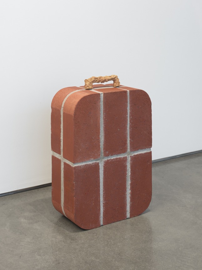 Judith Hopf - Rollkoffer (Brick Trolley), 2018.