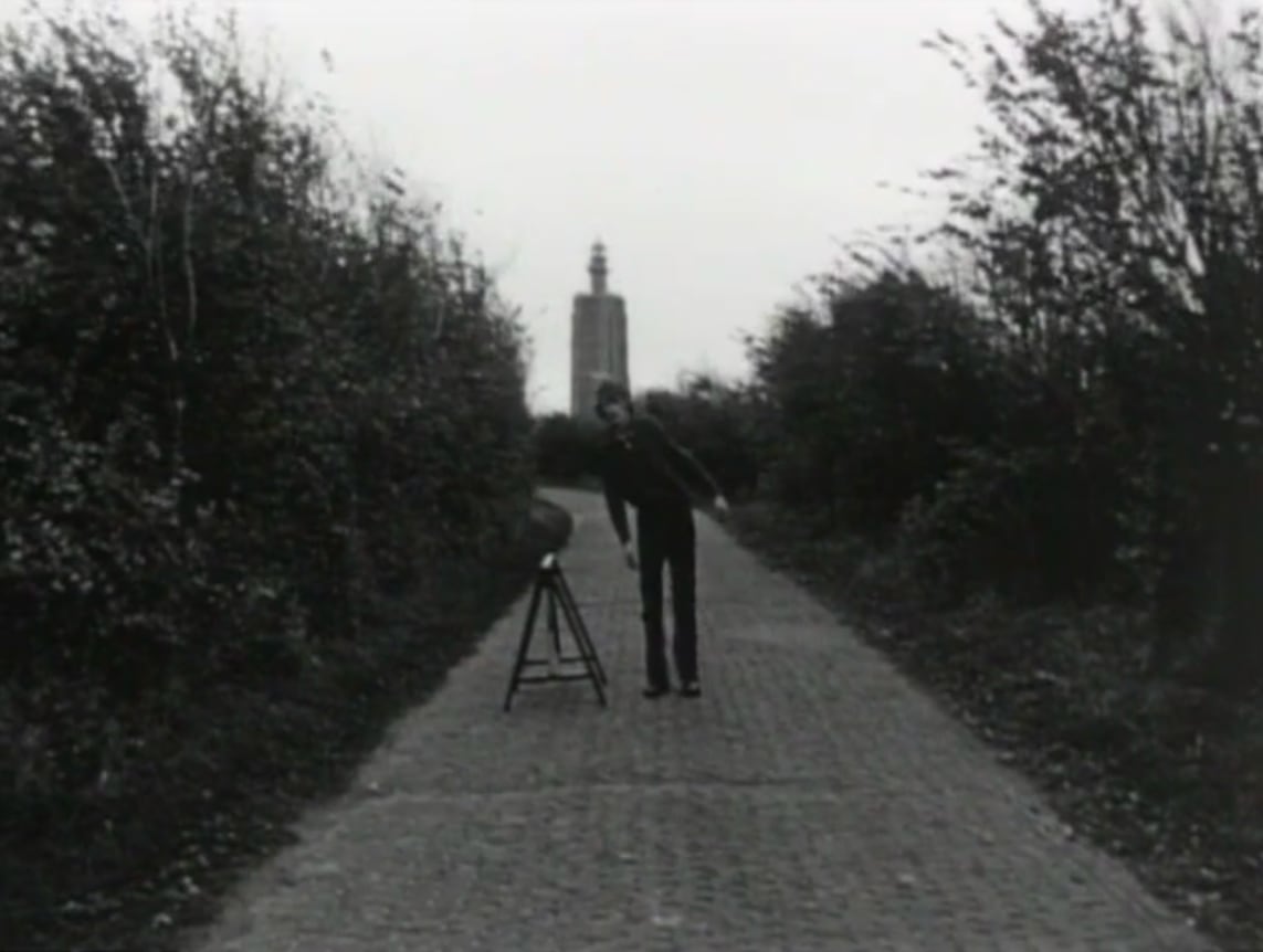 Broken fall (geometric), Westkapelle, Holland, 1971