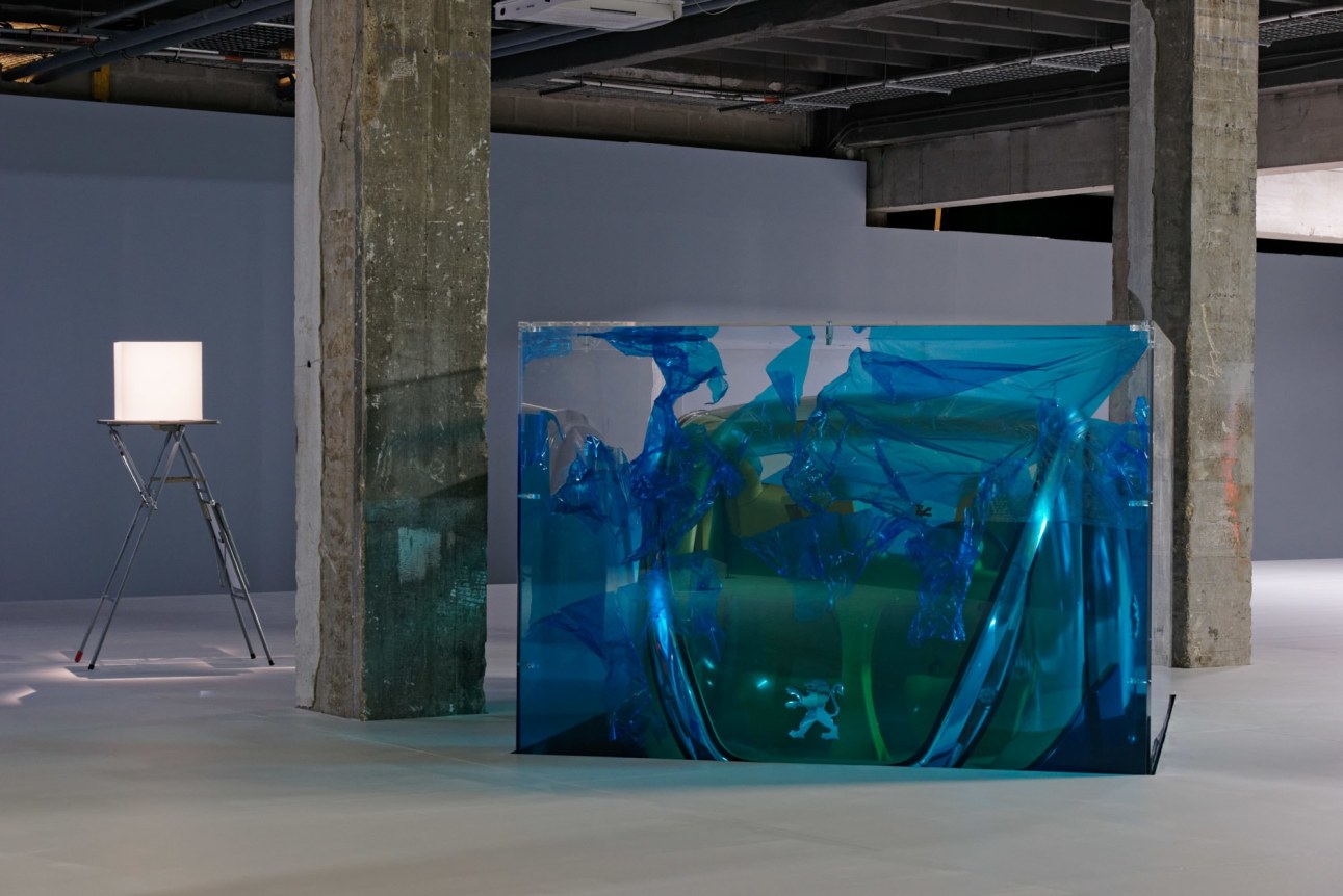 In Low Resolution. Installation view, 2014. Palais de Tokyo, Paris.