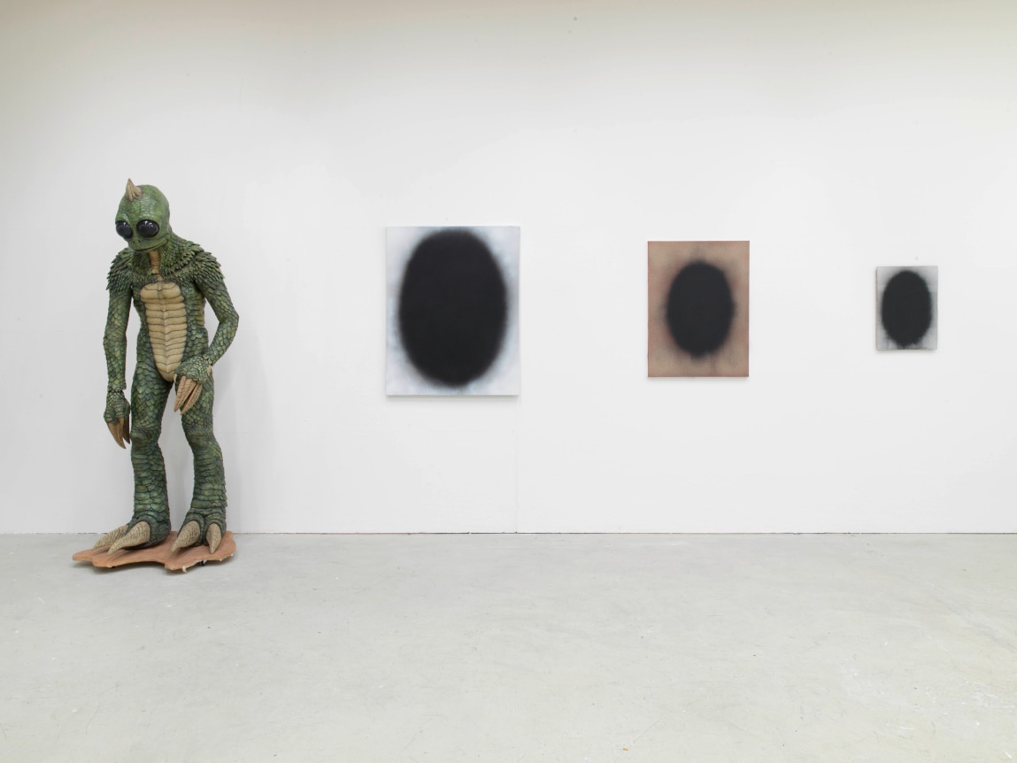 Friday is Too Late. Installation view, 2015. Autocenter, Berlin.
