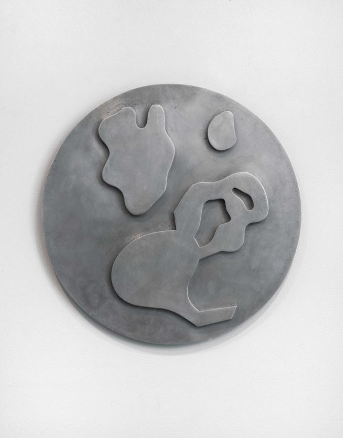 Jean (Hans) Arp, Composition dans un cercle no. 5, 1962 (1963), Duraluminium relief Diameter: 38 cm (15 in.), DDG 62753