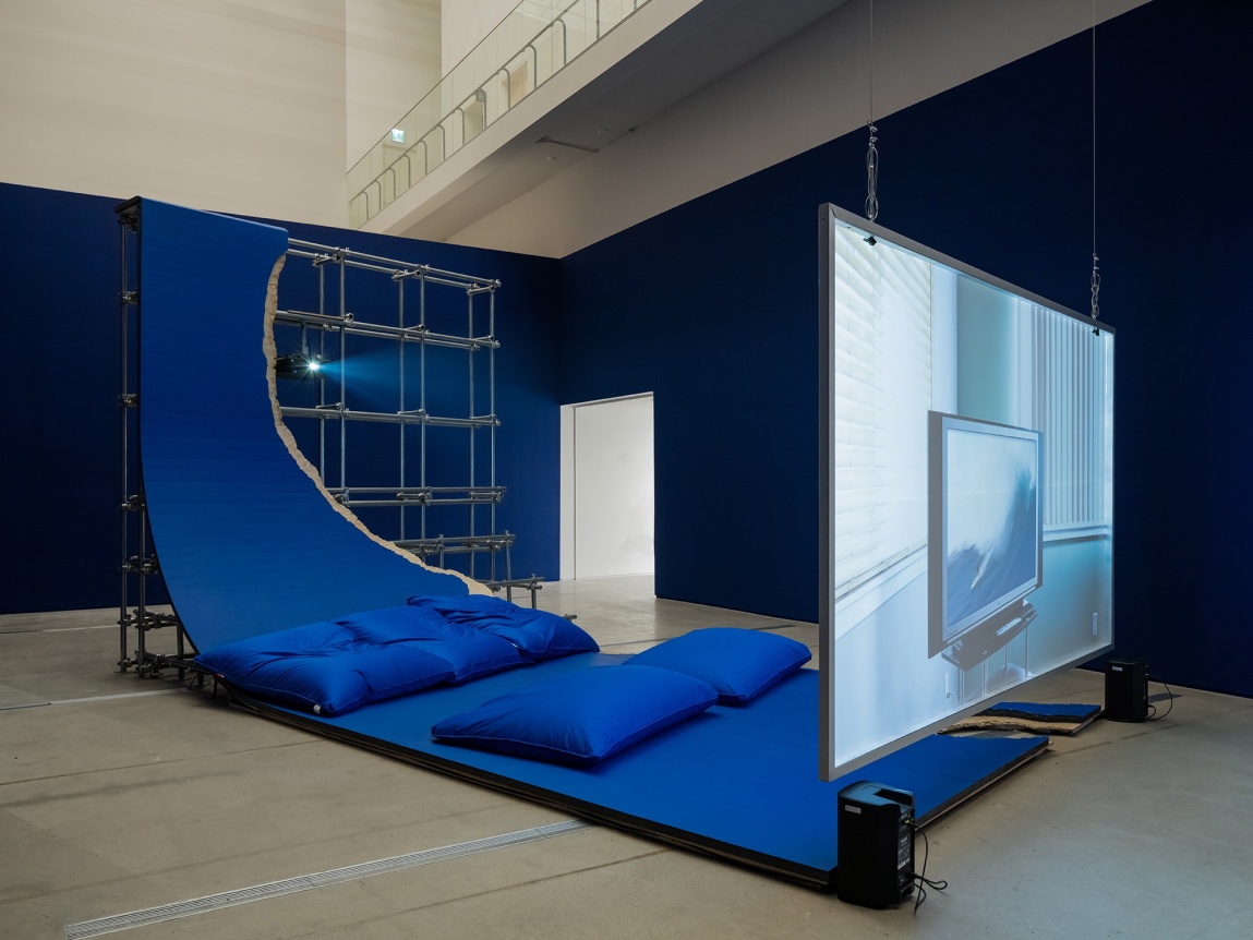 Hito Steyerl, A Sea of Data