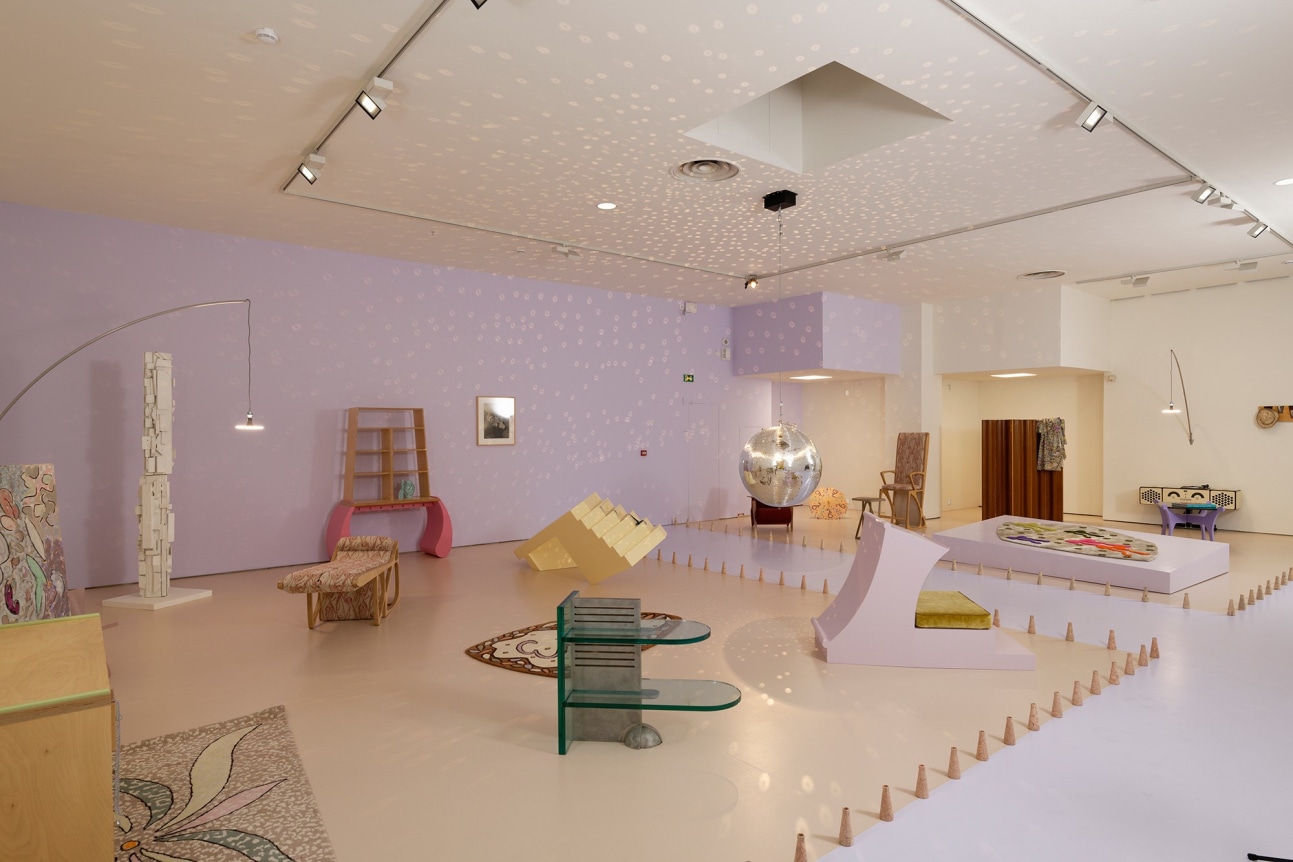 Marc Camille Chaimowicz, Zig Zag and Many Ribbons…