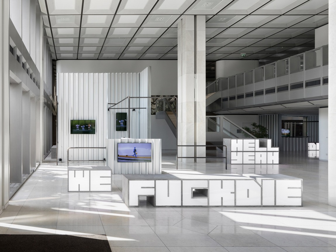 Hito Steyerl Hell Yeah We Fuck Die, 2016