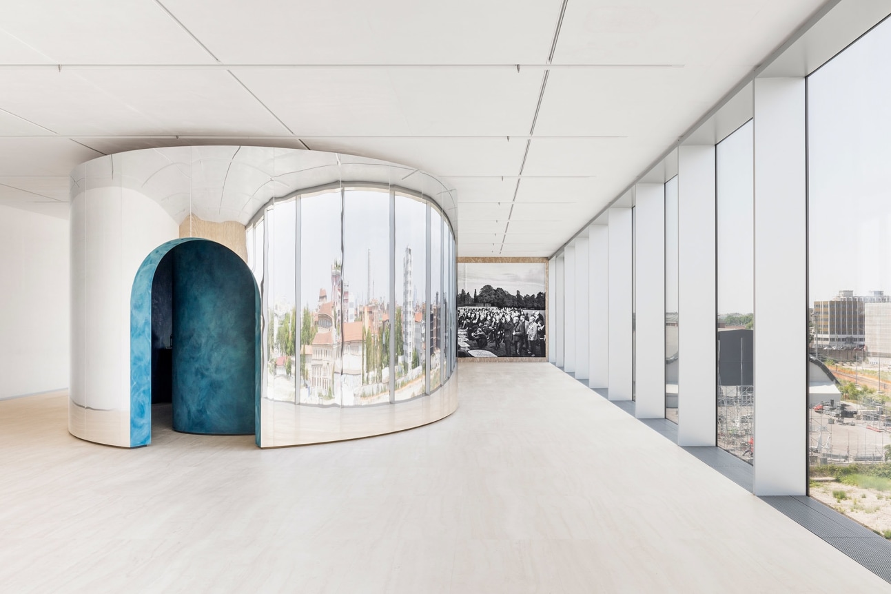 Goshka Macuga, Atlas Permanent installation, Torre, Fondazione Prada, Milan, Italy