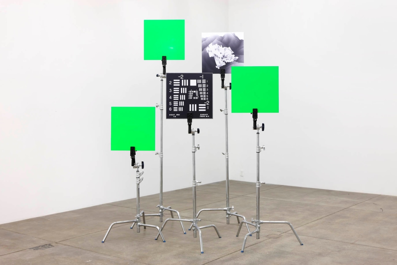 Hito Steyerl, How Not to Be Seen: A Fucking Didactic Educational Installation