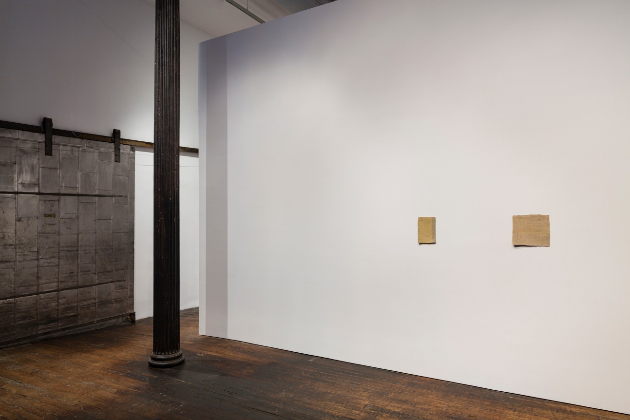 Helen Mirra: Bones are spaces – installation view 1
