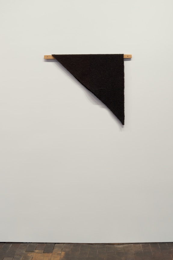 Waulked Triangle, CT04/MT02