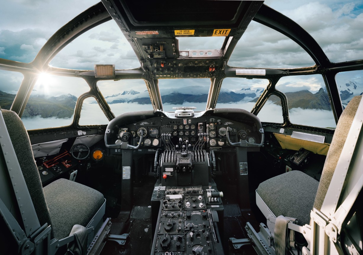 Globemaster Old Shaky, 2014. C-print, 48 x 63 inches.