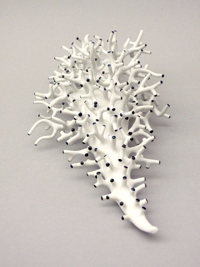 Chris Garofalo. lille brevifolia bosc, 2015. Glazed porcelain, 14 x 7 x 4 inches.&nbsp;