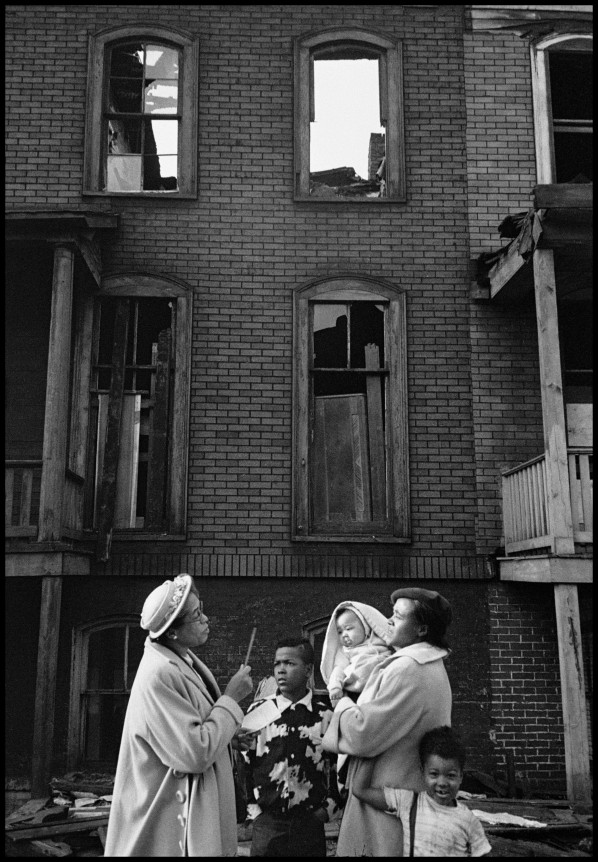 Untitled, Chicago, Illinois, 1953, Gelatin Silver Print