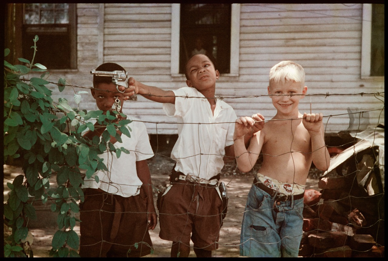 Gordon Parks.&nbsp; Untitled, Alabama, 1956.&nbsp;&nbsp;Archival pigment print, 11 x 14 inches.&nbsp; Edition 12/15.&nbsp;&nbsp;&nbsp;