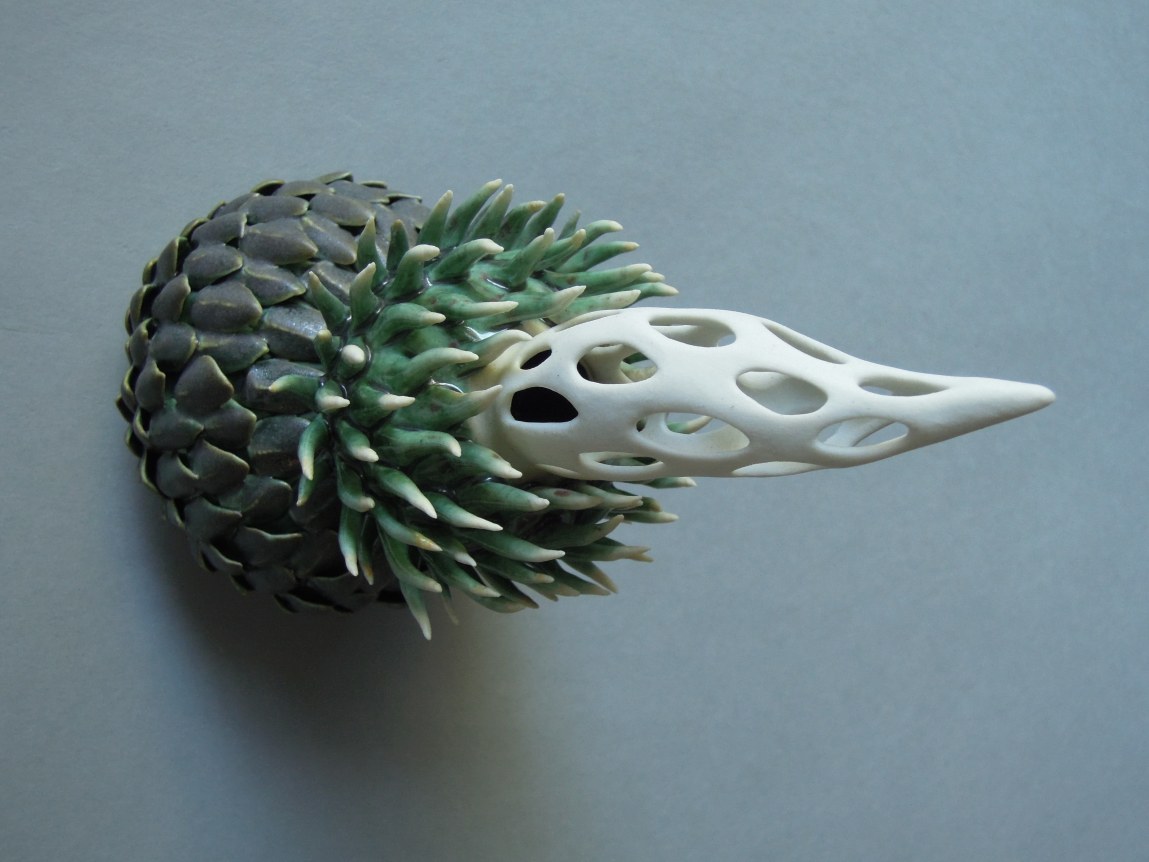 Chris Garofalo.&nbsp;carciofo&nbsp;cylindropunta ossibus,&nbsp;2015. Partially glazed porcelain, 9 x 4 x 4 inches.&nbsp;