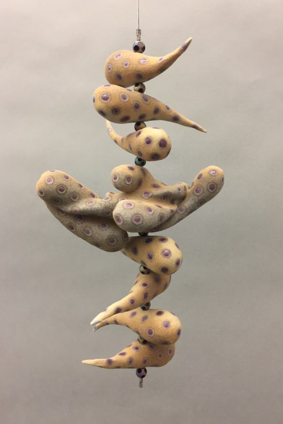 Chris Garofalo.&nbsp;pilkkuvala,&nbsp;2020. Glazed porcelain, glass beads, 10 x 6 x 3.5 inches.&nbsp;