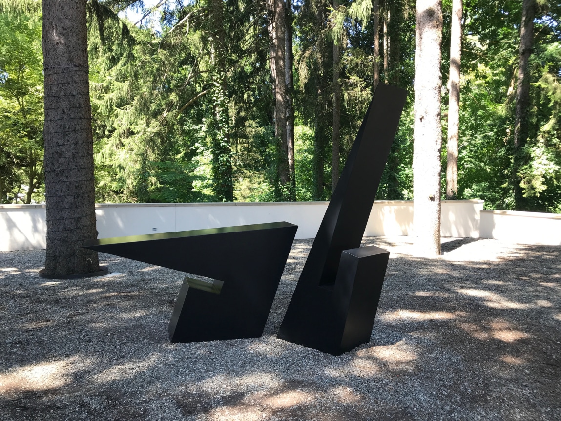 Host of the Ellipse (mid scale), 1981