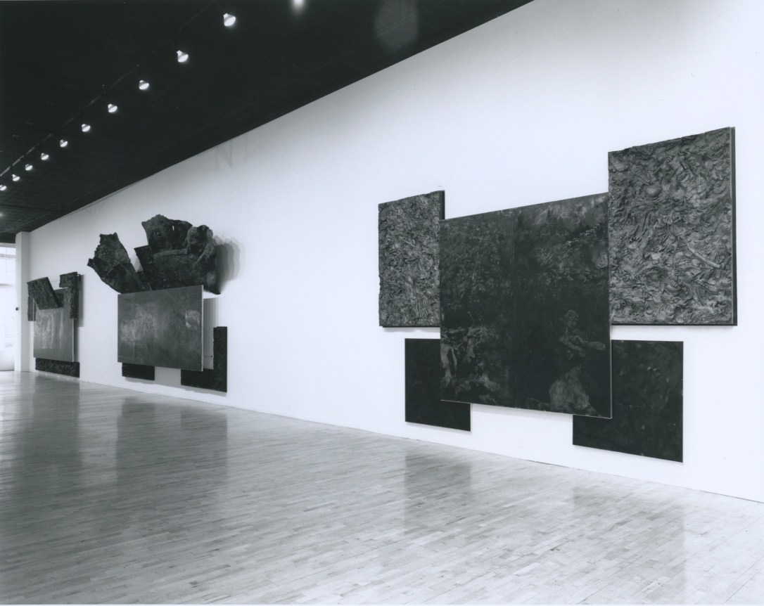 Installation view, Robert Morris, 142 GREENE