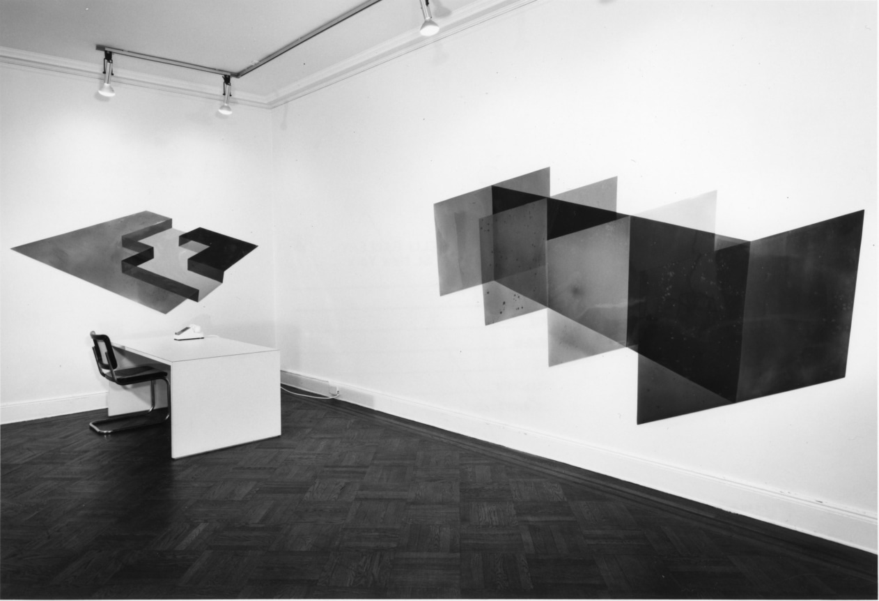 Installation view, Ron Davis, 4 EAST 77