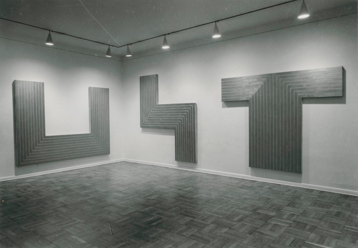 Frank Stella - - Exhibitions - Castelli Gallery