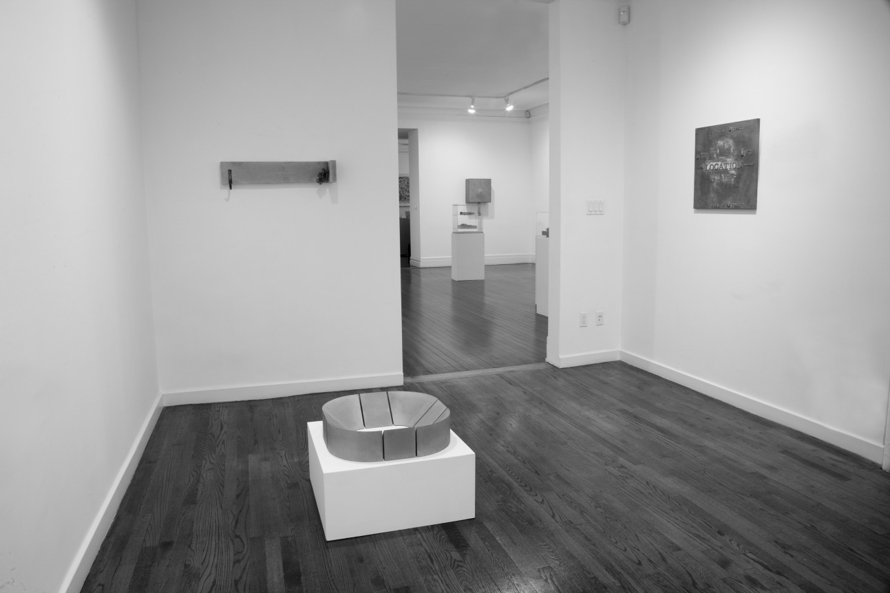 Installation view, Robert Morris: Deflationary Objects 1962 &ndash; 1976, 18 EAST 77