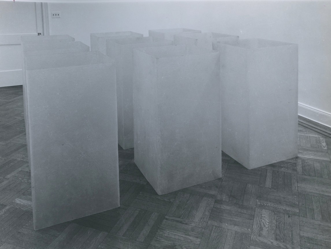 Installation view, Robert Morris, 4 EAST 77