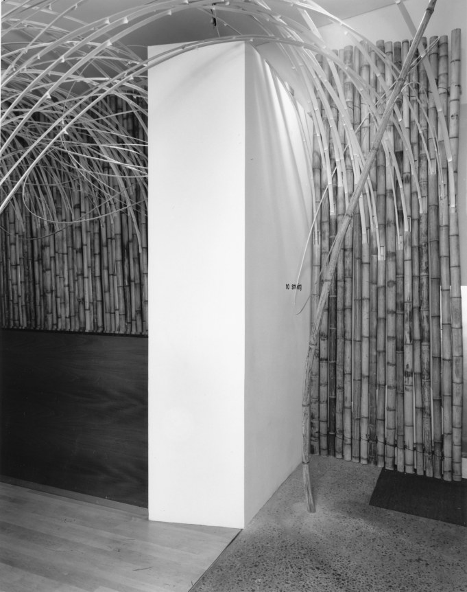 Installation view, Hiroshi Teshigahara: Echizen Ware, 65 THOMPSON