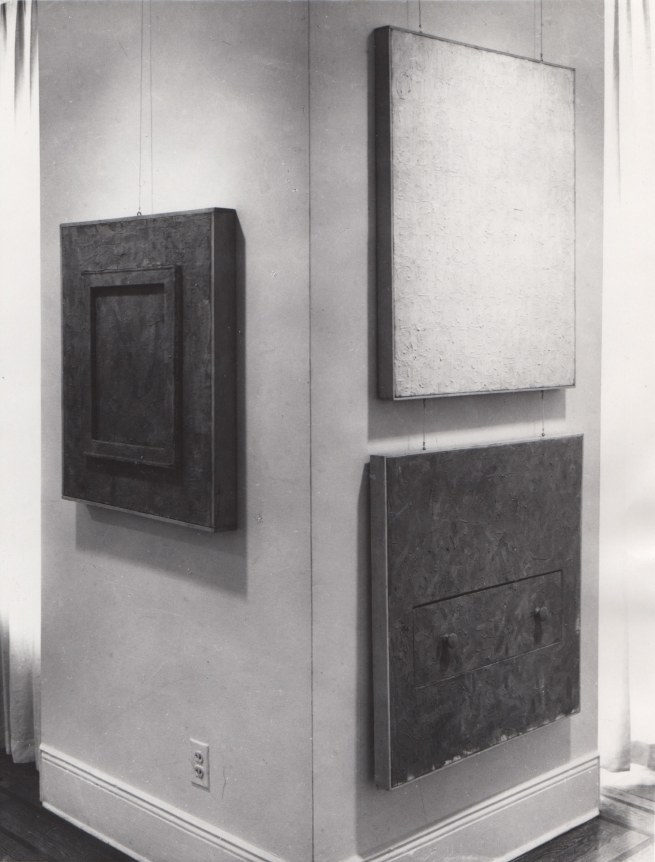 Installation view, Jasper Johns, 4 EAST 77