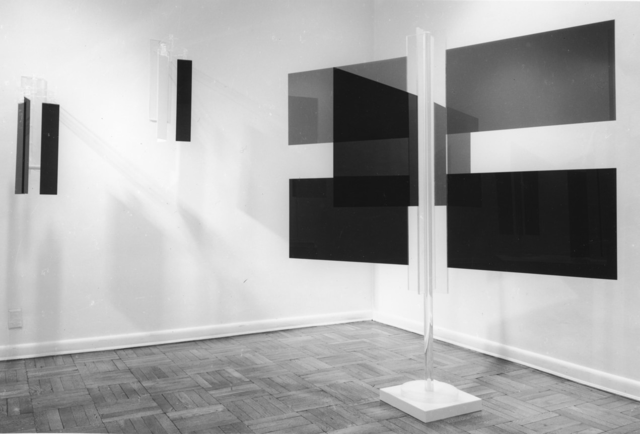 Installation view, Nassos Daphnis, 4 EAST 77