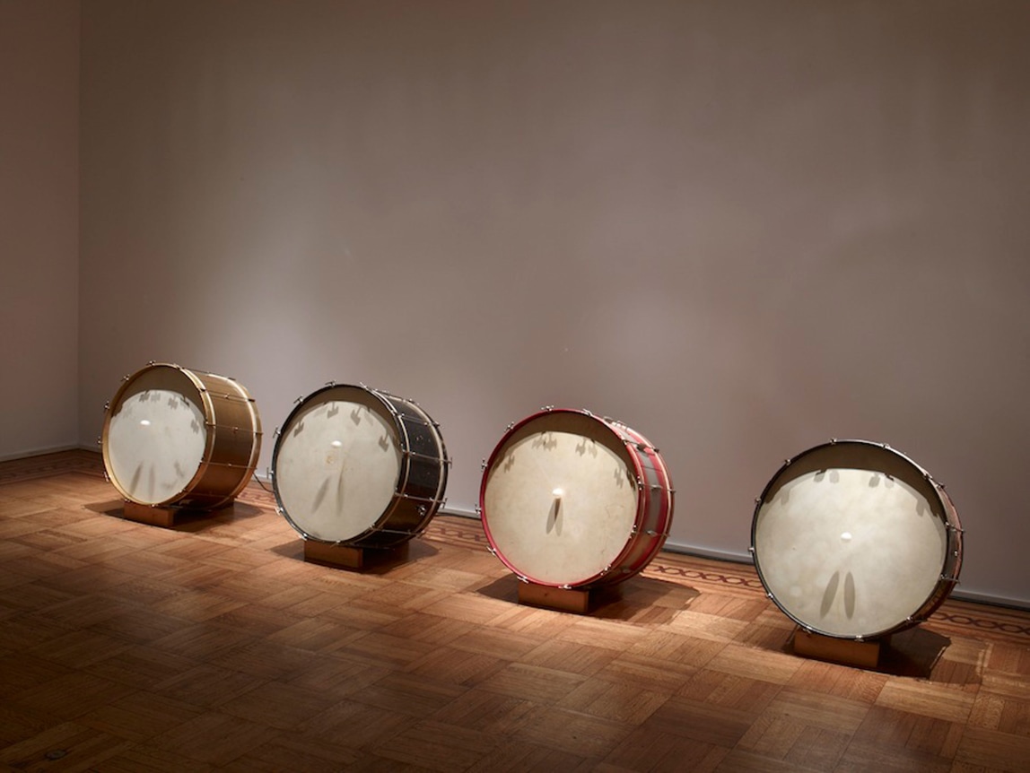 Alvin Lucier Music for Pure Waves, Bass Drums and Acoustic Pendulums, 1980