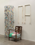 Aleana Egan
sound clips
2023

Chair, clothes, fabric diptych, fabric samples, steel mesh

199 x 114 x 67 cm total / 78.3 x 44.9 x 26.4 in total