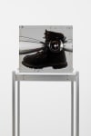 MATTHEW ANGELO HARRISON
Shackle
2023
UAW workers boot (United Auto Workers Union, early 2000&amp;#39;s), polyurethane resin, stainless steel, anodized aluminum
Sculpture 32 x 28.5 x 22 cm / 12 5/8 x 11 1/8 x 8 5/8 in
Pedestal 177 x 35 x 27 cm / 69 5/8 x 13 3/4 x 10 5/8 in
HARRI59018