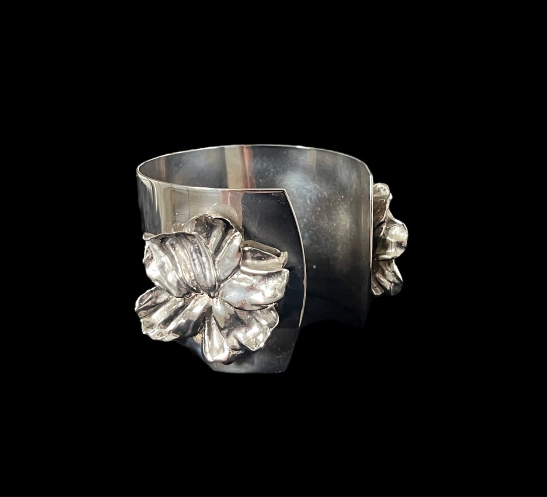 Tavia Atelier x Kristina Larson, Botanial Double Flower Cuff, 2024