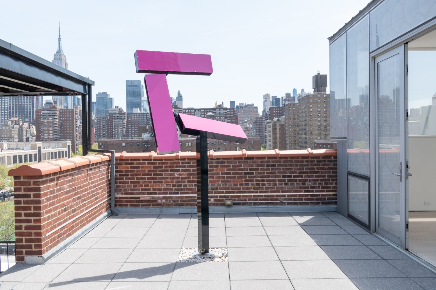 Pedro S. de Movellán - ZEPHYR, 2022, Painted aluminum, stainless steel, brass