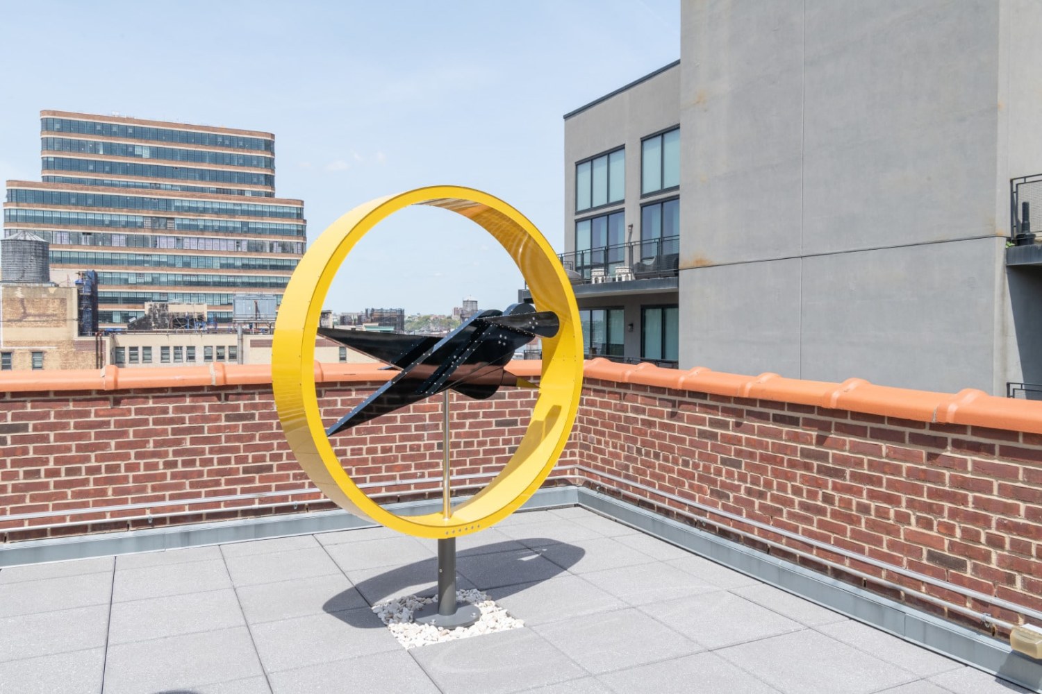 &nbsp;Pedro S. de Movell&aacute;n - MEADOWLARK, 2021, Painted aluminum, stainless steel, brass, anodized aluminum