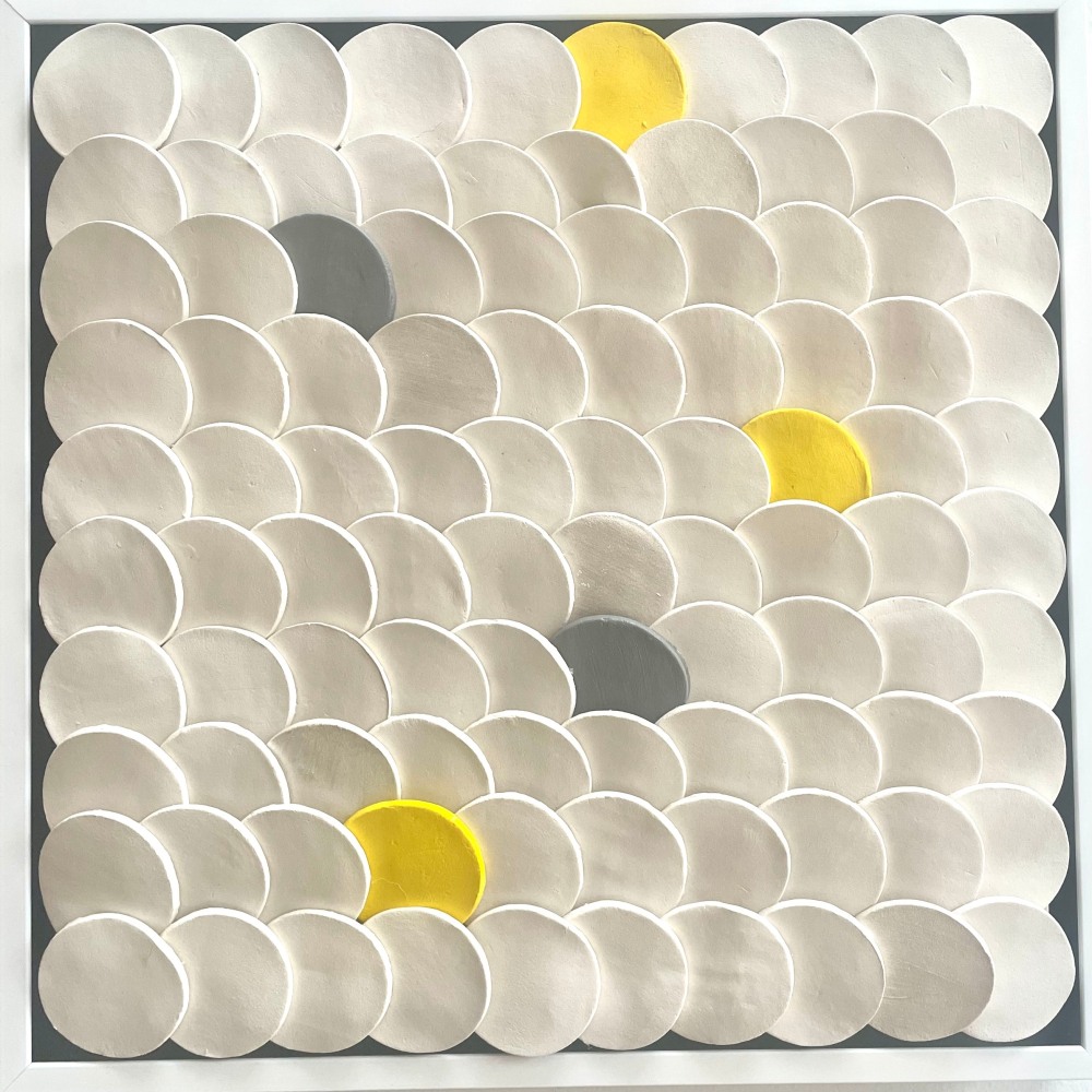 Marie Laforey, Squamae S6 yellow grey