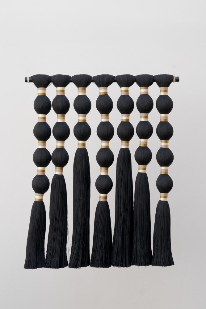 Alma Prism, Awana 3 black