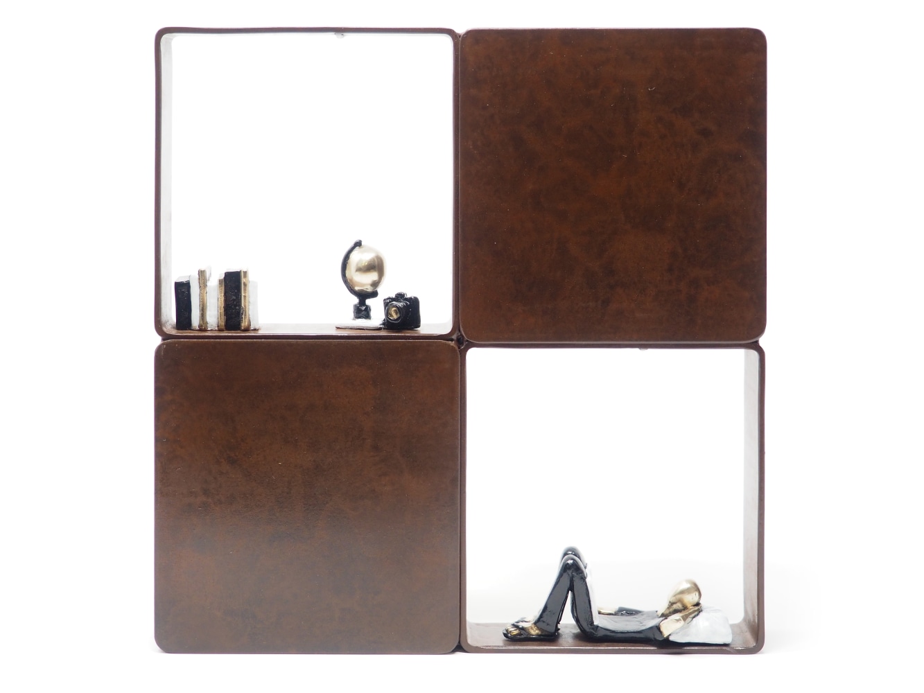 Mireia Serra, My Bedside Book