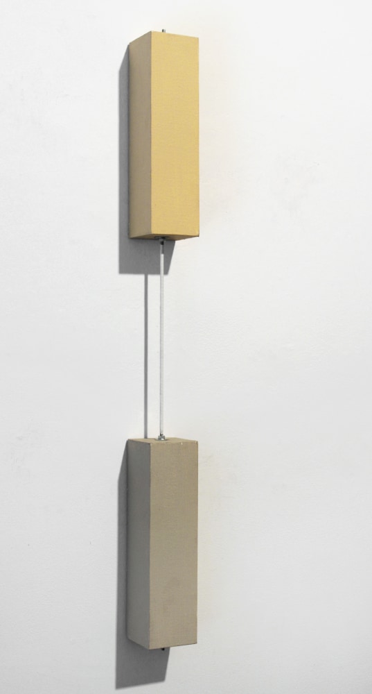 Sérgio Sister, Thin brick (beige/grey), 2013, Aluminum, acrylic on canvas, 26.3 x 2.5 x 2.5 inches