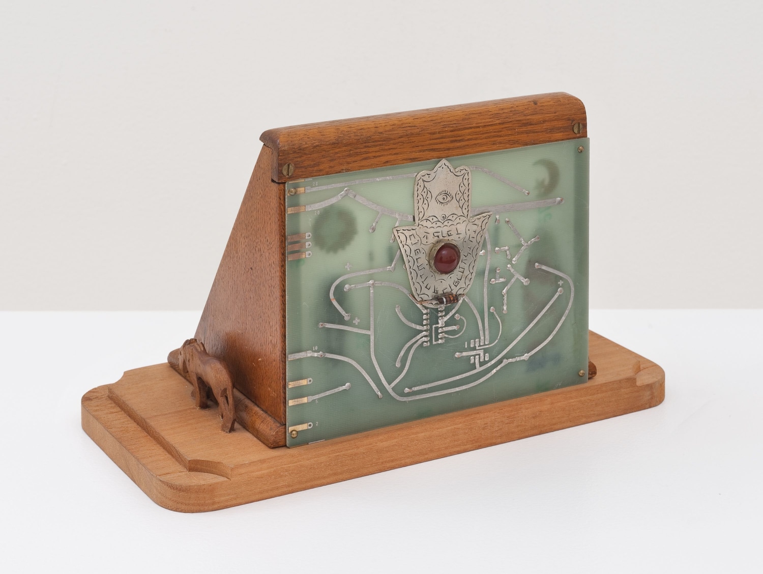 Betye Saar Kingdom of the Spirits, 1991 (verso) Mixed media assemblage 6 x 10 x 4.75 in (15.24 x 25.4 x 12.07 cm)