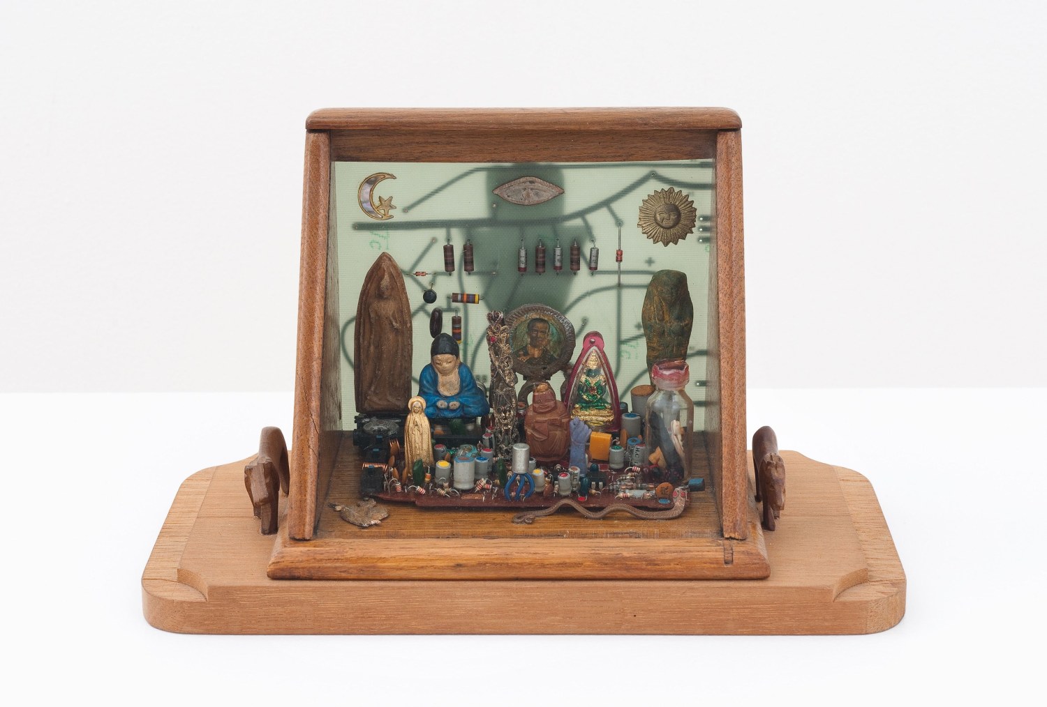 Betye Saar Kingdom of the Spirits, 1991 Mixed media assemblage 6 x 10 x 4.75 in (15.24 x 25.4 x 12.07 cm)