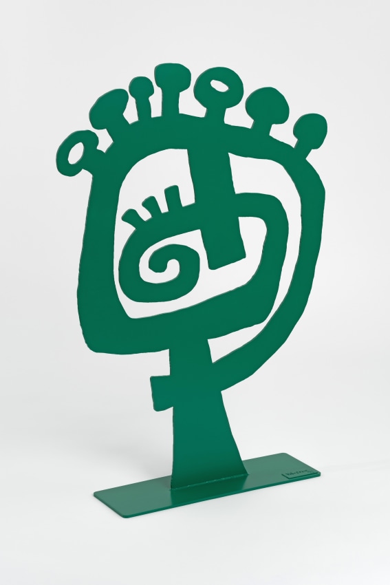 green abstract sculpture