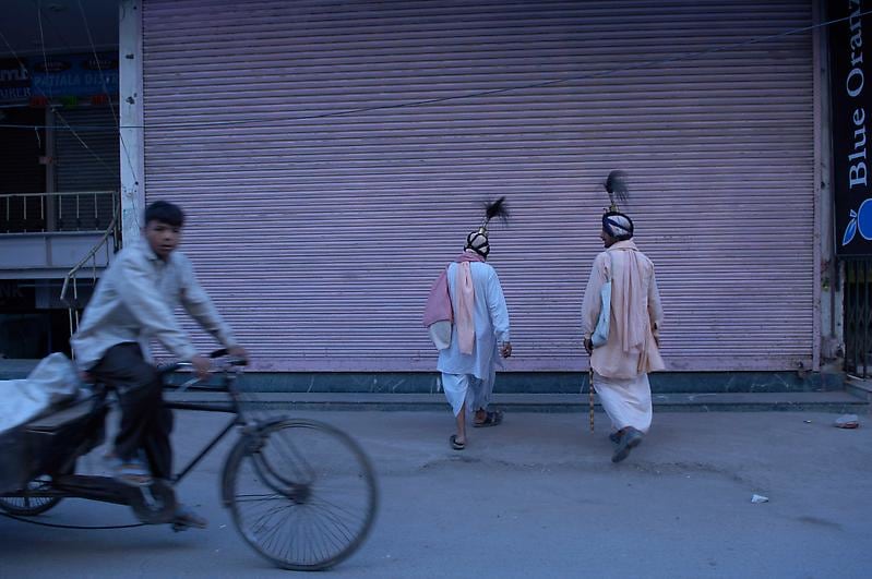 Sarah Singh EARLY MORNING BAZAAR, PUNJAB