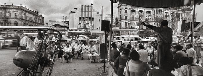 Raghu Rai ALL EYES AND EARS FOR THE LEADER AT CHOURANGHEE, KOLKATA