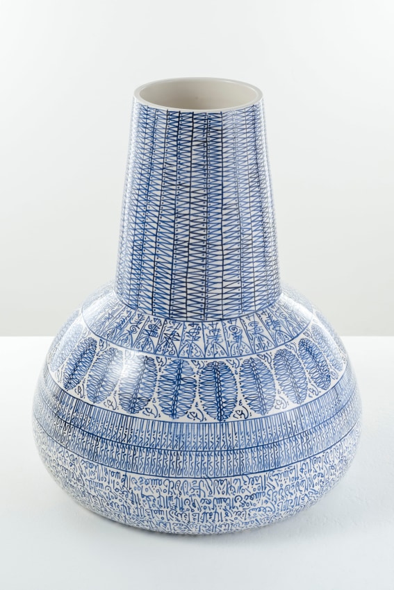 Rachid Kora&iuml;chi, From the series Les Sept Stations C&eacute;lestes 7,&nbsp;2018,&nbsp;Soft paste porcelain, blue and white oxide,&nbsp;20 x 16 x 16 in