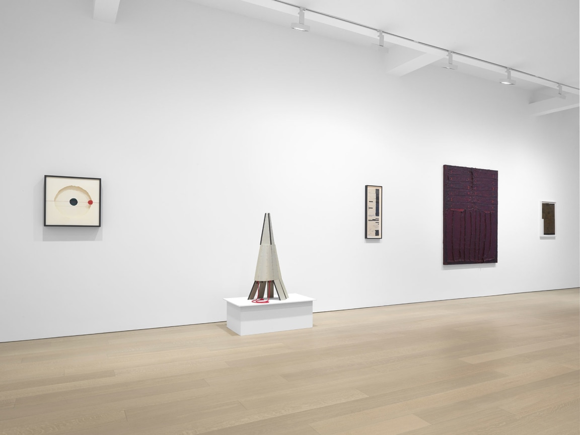 New York, NY: Miles&nbsp;McEnery Gallery,&nbsp;&lsquo;Annotations &amp;amp; Improvisations&rsquo; curated by Kristen Becker,&nbsp;9 December 2021 - 29 January 2022