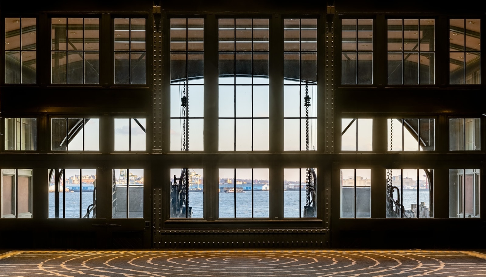 West Concourse at the Battery Maritime Building © Etienne Frossard.