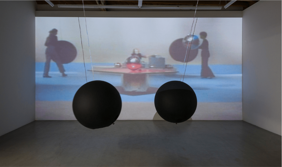 Installation view, courtesy of Parrasch Heijnen Gallery.