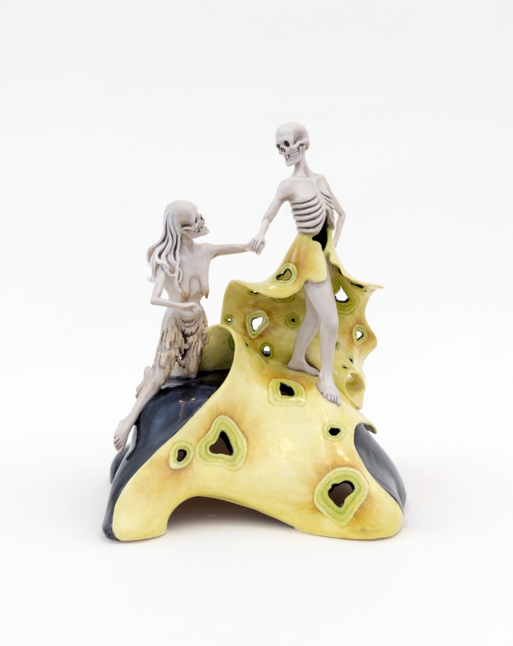 Jessica Stoller, Untitled (embrace), 2021. Porcelain, glaze, china paint, lustre, 11 x 9 x 14 inches. Courtesy the artist and P.P.O.W, New York