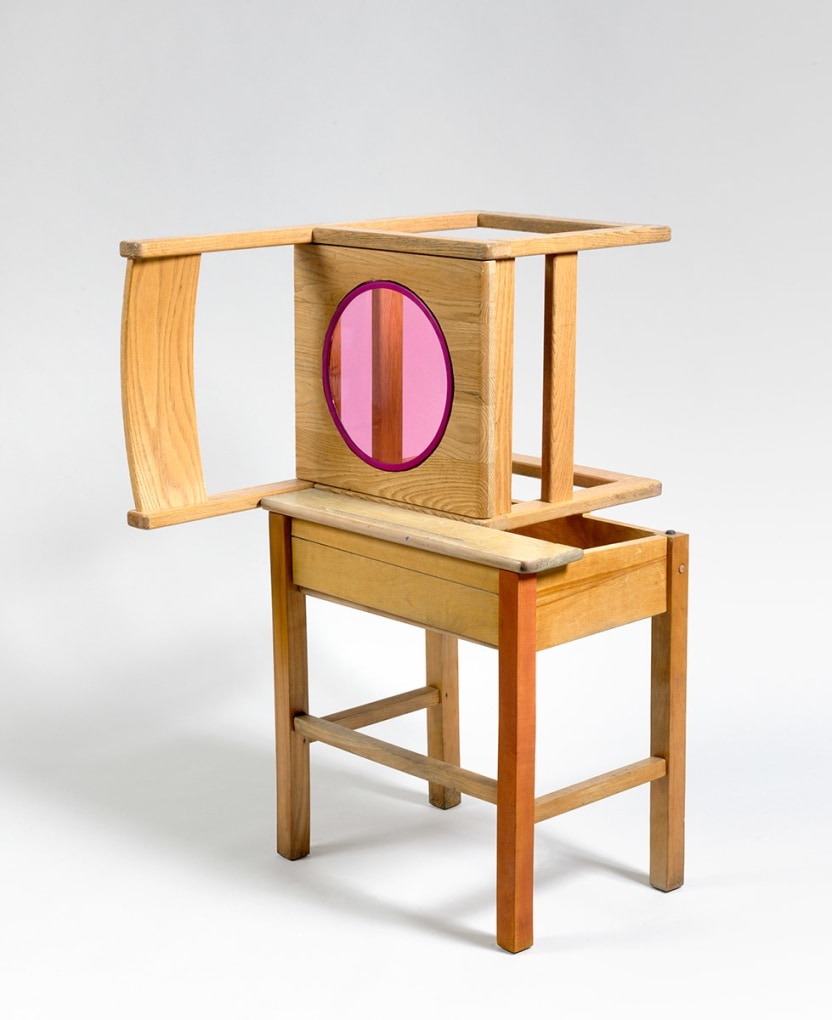 SARAH BRAMAN Her desk 2019