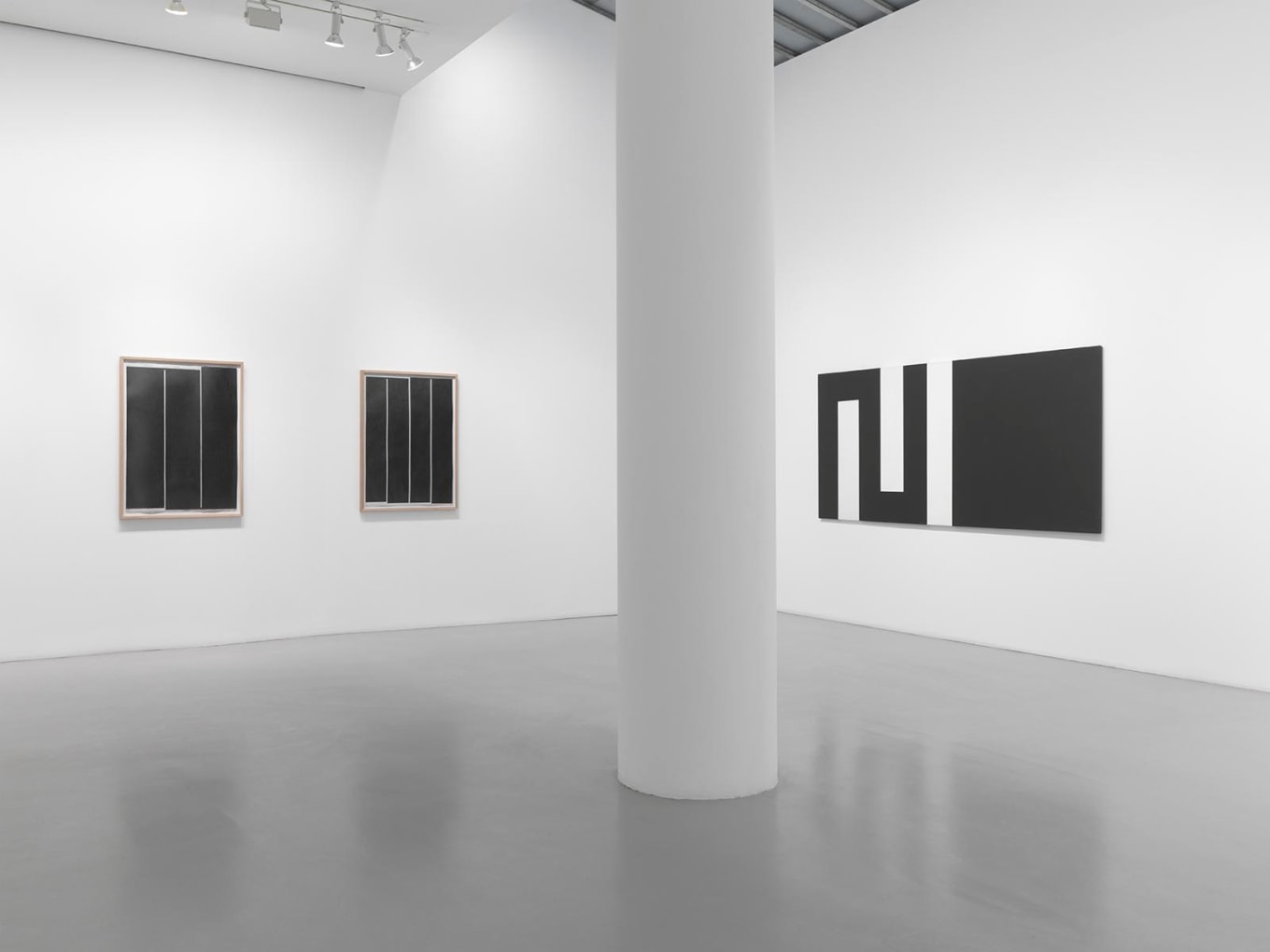 JULIJE KNIFER Installation view at Mitchell-Innes &amp;amp; Nash, NY, 2014