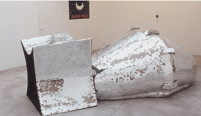  Martin Kersels, Fat Man, 2002. Mirror tiles, felt, wood